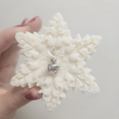 Vánoční vločka - sójová svíčka M - detail