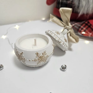 Vánoční zlatá ozdoba - sójová svíčka M - obrázek 3